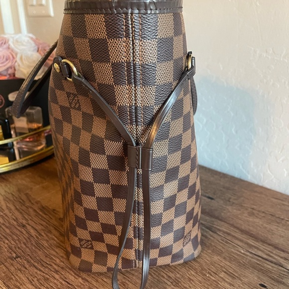 Louis Vuitton Neverfull Damier Ebene MM - Picture 4 of 13